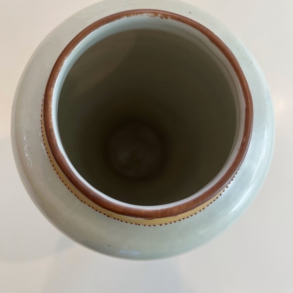 Hand Painted Vase with Windmill - Picture 8 of 11